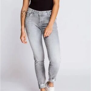 Zhrill Skinny Jeans size 26